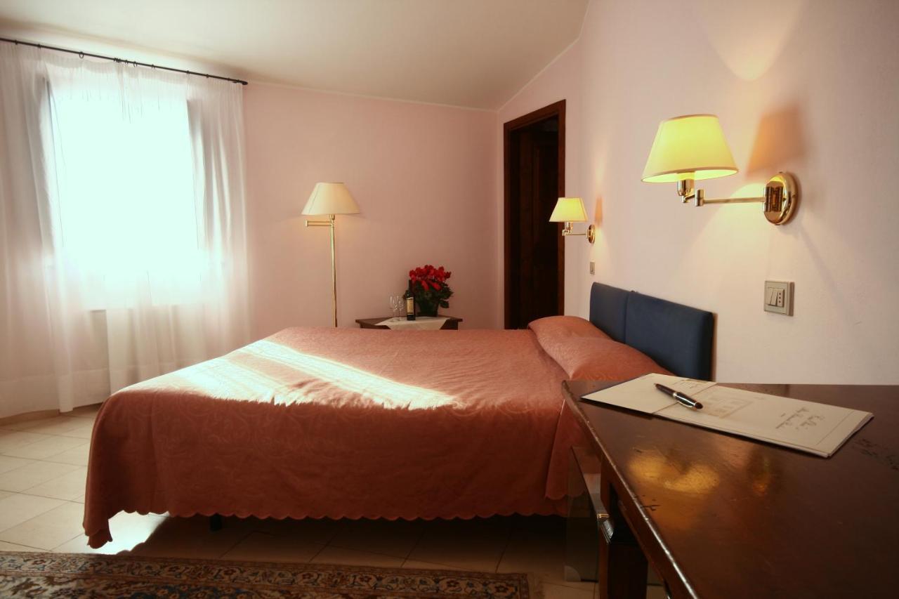 Casa Oliva Albergo Diffuso Bargni المظهر الخارجي الصورة